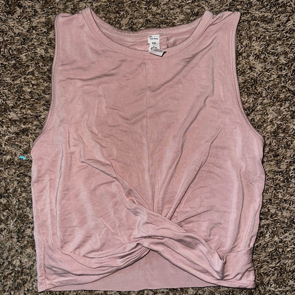 Light pink Alo crop top. Woman’s size XS.